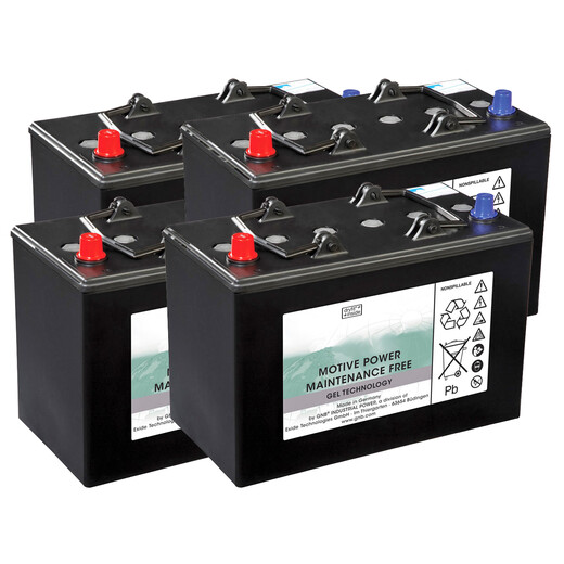 4x Gel-Batterien à 4 x 6 V / 180 Ah, (inkl. Verbindungskabel) | © cleanfix